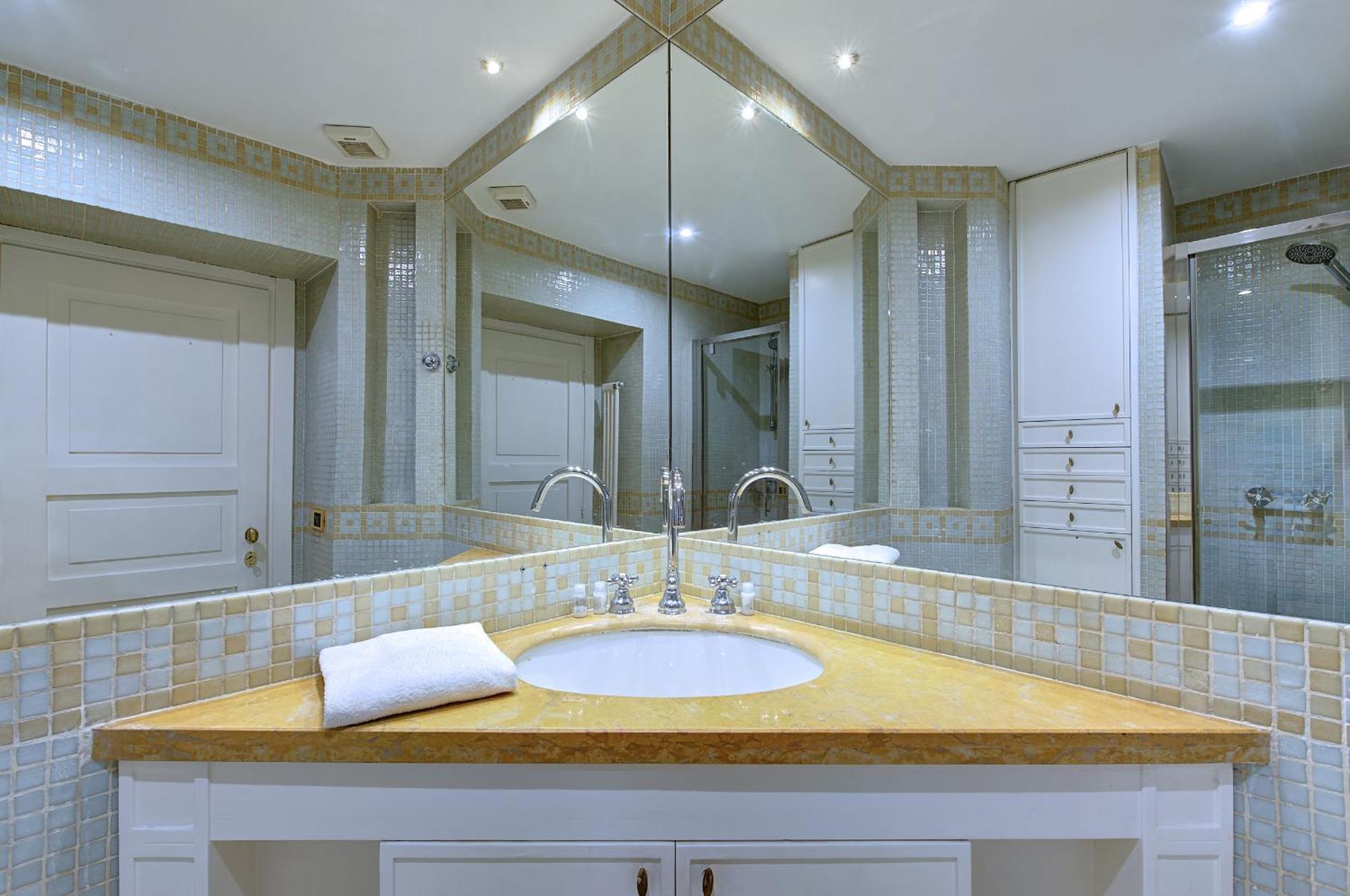 Apartamento Irex Shining Near Colosseo Roma